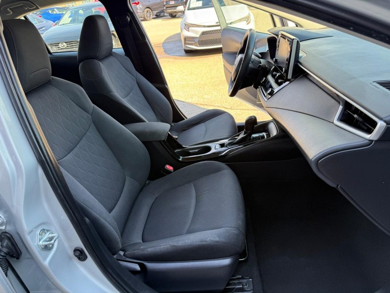 Toyota Corolla Vehicle Image 22