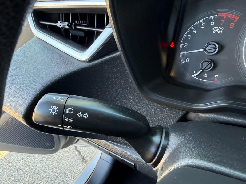 Toyota Corolla Vehicle Image 26