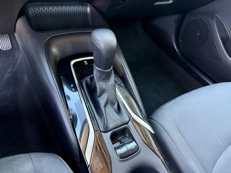 Toyota Corolla Vehicle Image 33