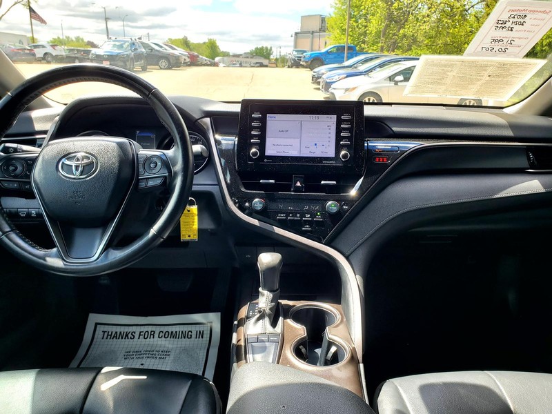 Toyota Camry Vehicle Image 08