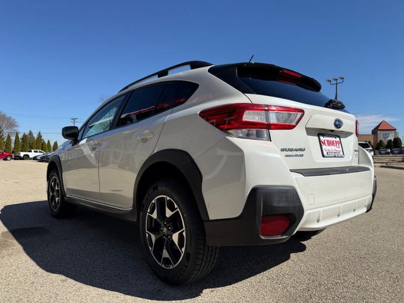 Subaru Crosstrek Vehicle Image 12