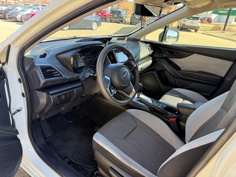 Subaru Crosstrek Vehicle Image 15