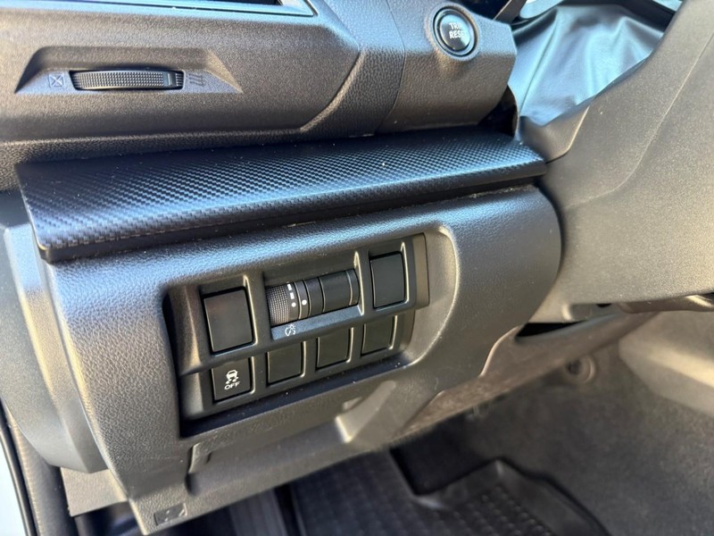 Subaru Crosstrek Vehicle Image 24