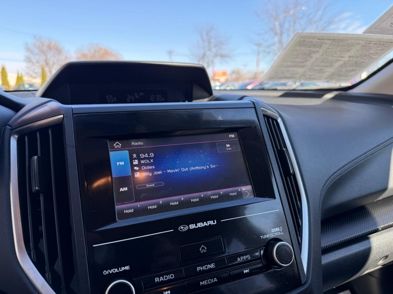 Subaru Crosstrek Vehicle Image 32