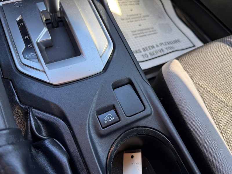 Subaru Crosstrek Vehicle Image 35