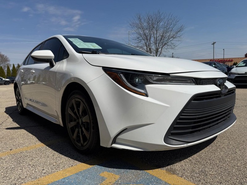 Toyota Corolla Vehicle Image 05