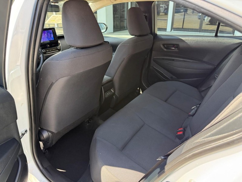 Toyota Corolla Vehicle Image 19