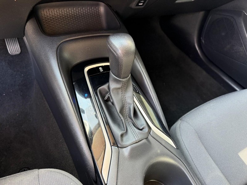 Toyota Corolla Vehicle Image 34