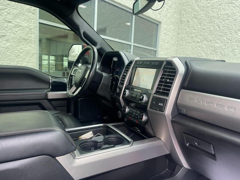 Ford Super Duty F-250 SRW Vehicle Image 02