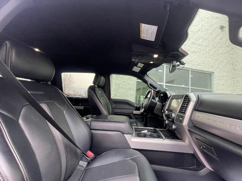 Ford Super Duty F-250 SRW Vehicle Image 03