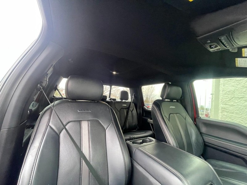 Ford Super Duty F-250 SRW Vehicle Image 04