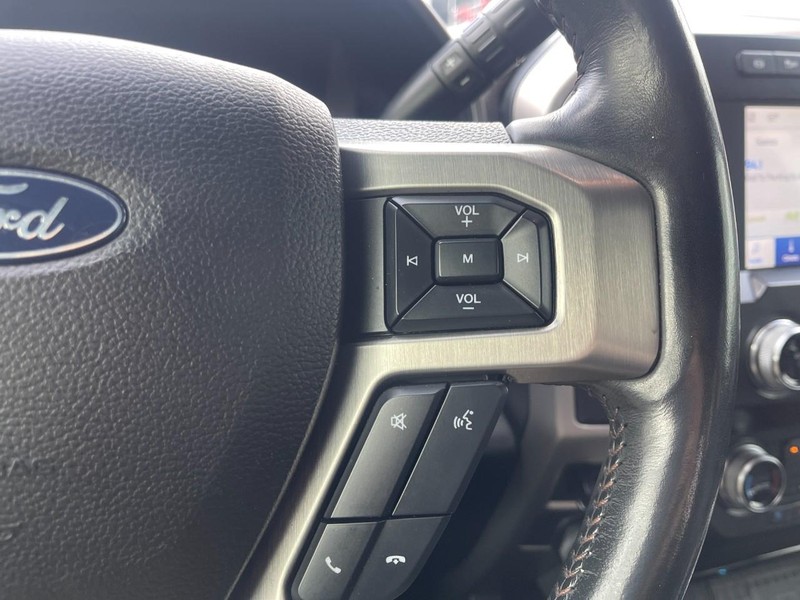 Ford Super Duty F-250 SRW Vehicle Image 22