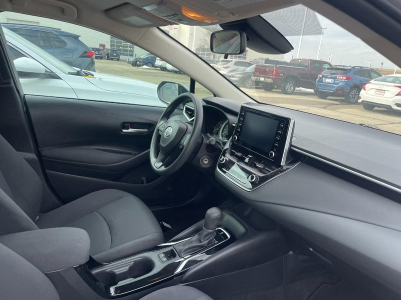 Toyota Corolla Vehicle Image 02