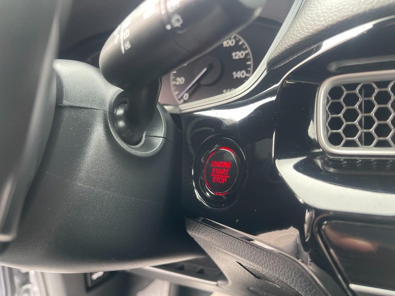 Honda Civic Hatchback Vehicle Image 25