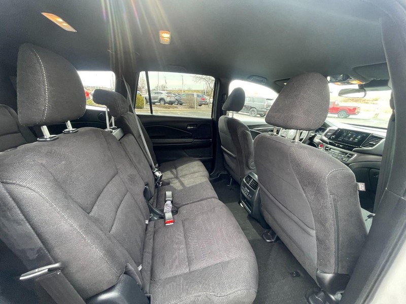 Honda Pilot Vehicle Image 13