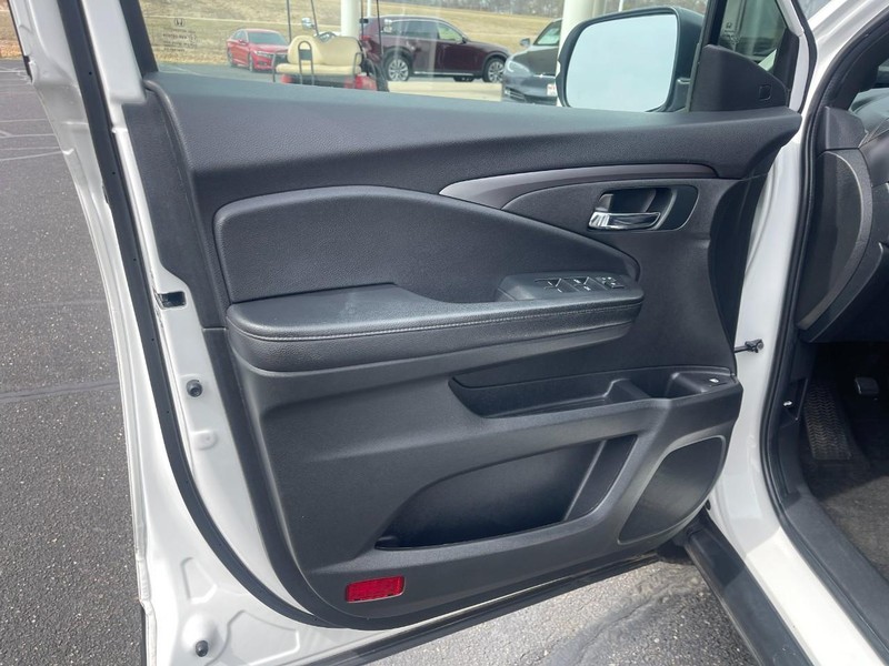 Honda Pilot Vehicle Image 20