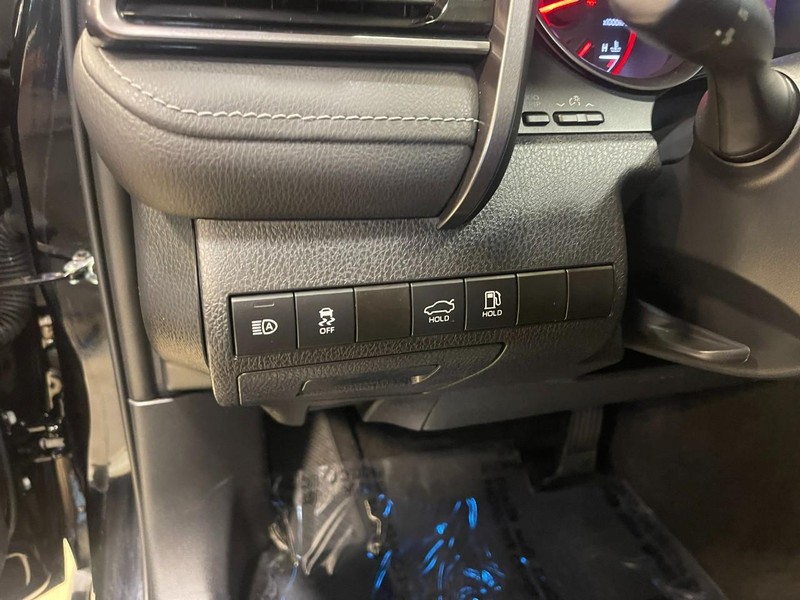 Toyota Camry Vehicle Image 21