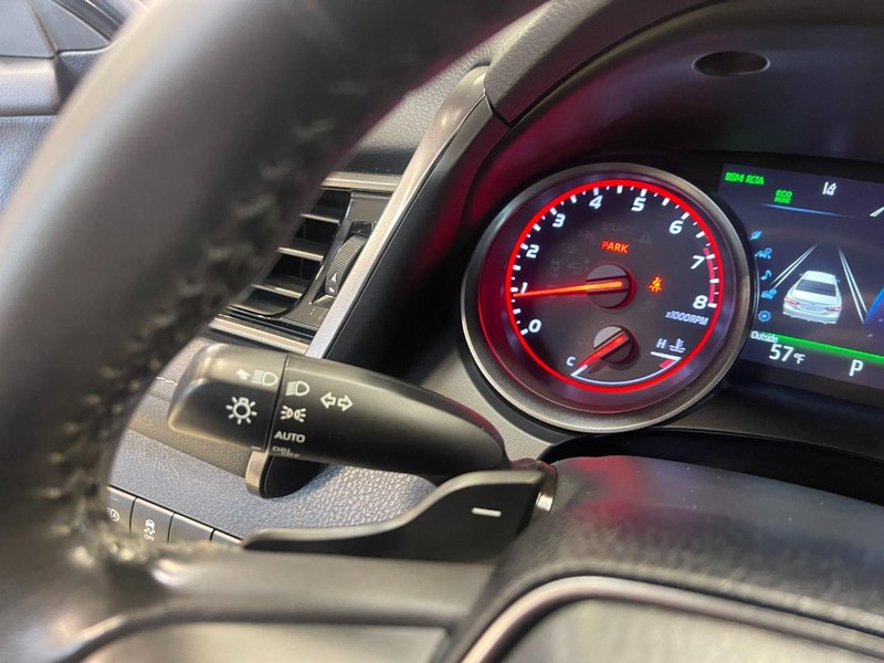 Toyota Camry Vehicle Image 25