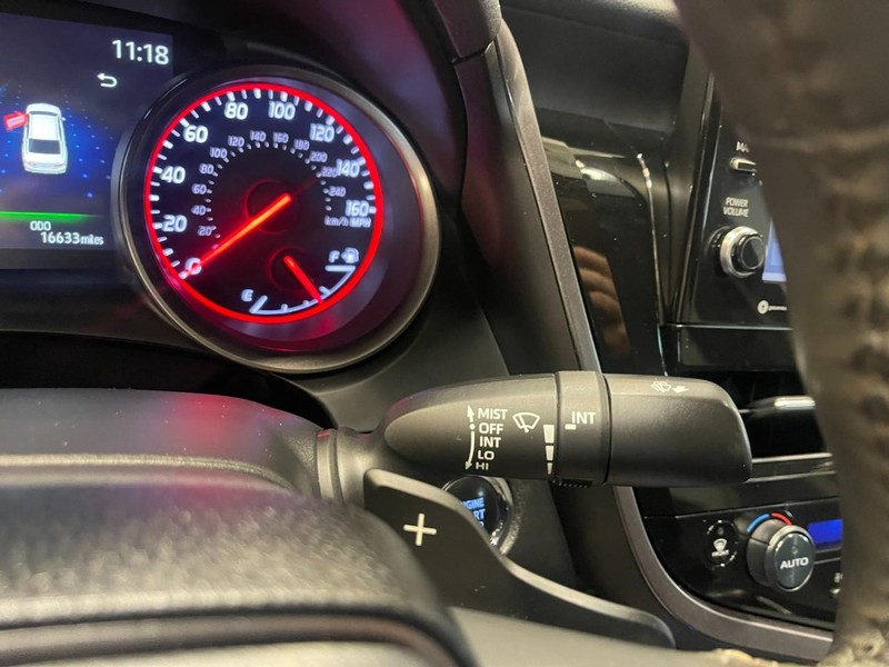 Toyota Camry Vehicle Image 26