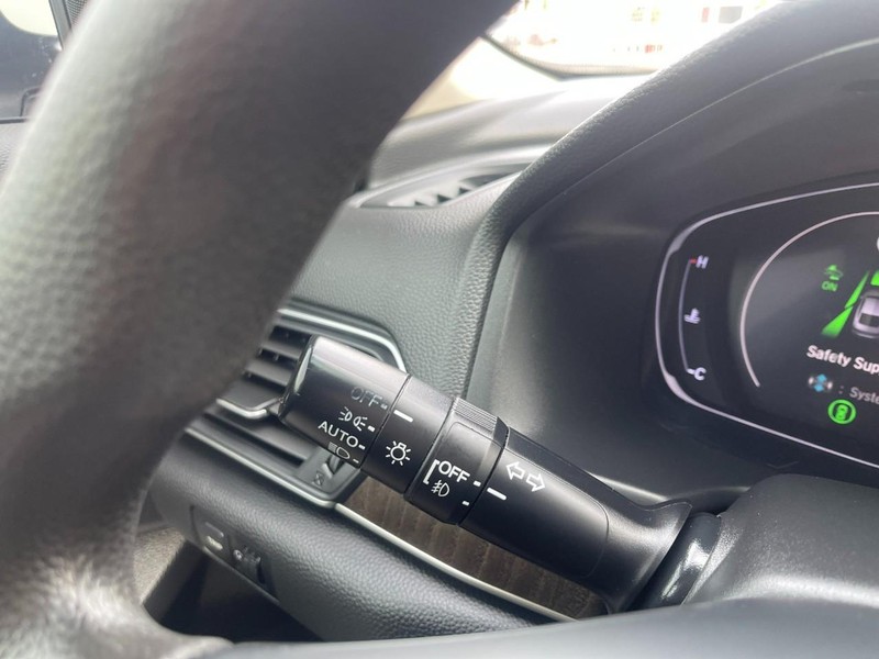 Honda Accord Sedan Vehicle Image 24