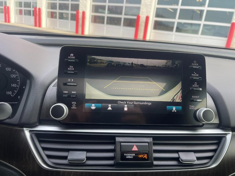 Honda Accord Sedan Vehicle Image 31