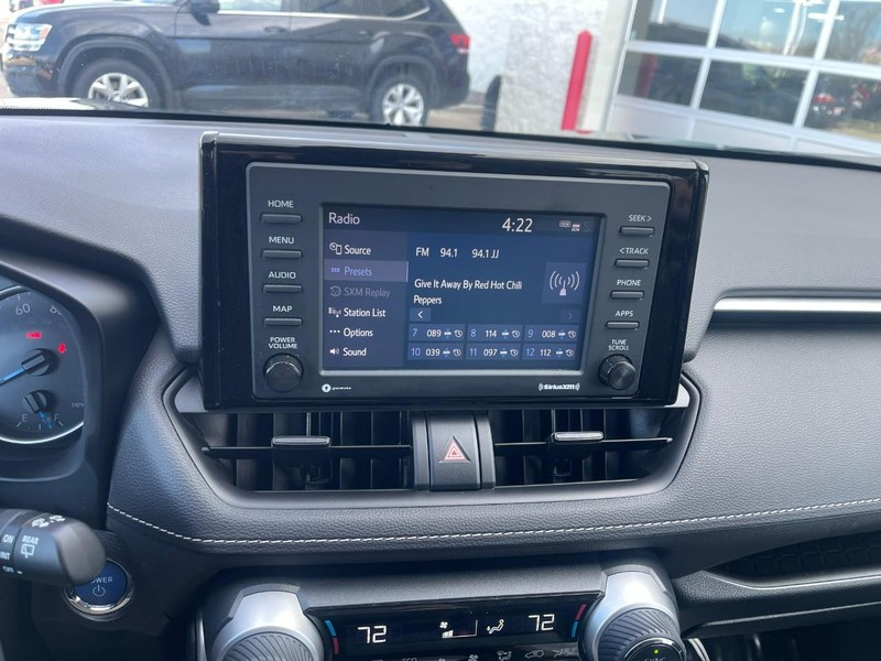 Toyota RAV4 Vehicle Image 27