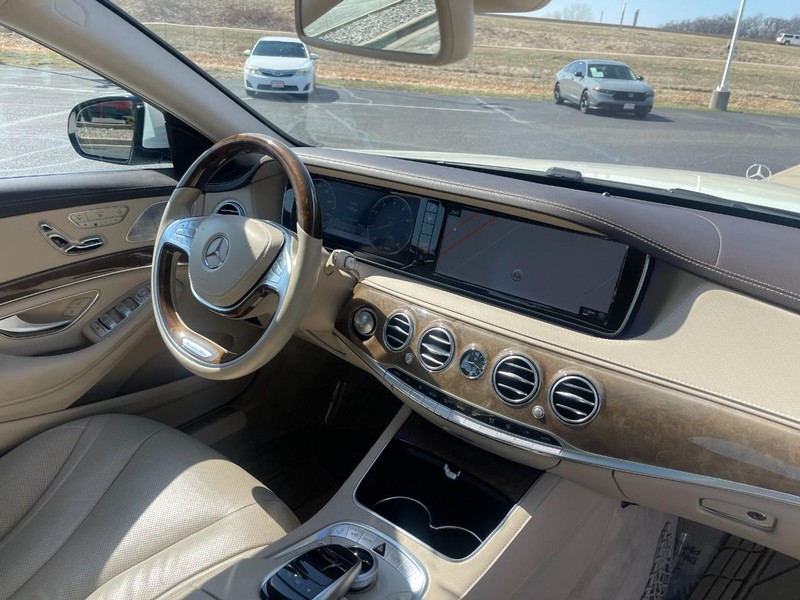 Mercedes-Benz S-Class Vehicle Image 06