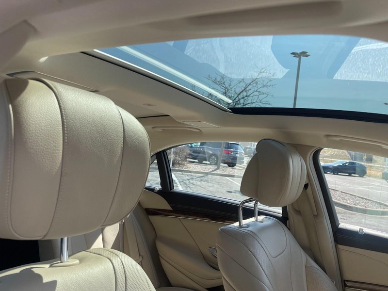 Mercedes-Benz S-Class Vehicle Image 07