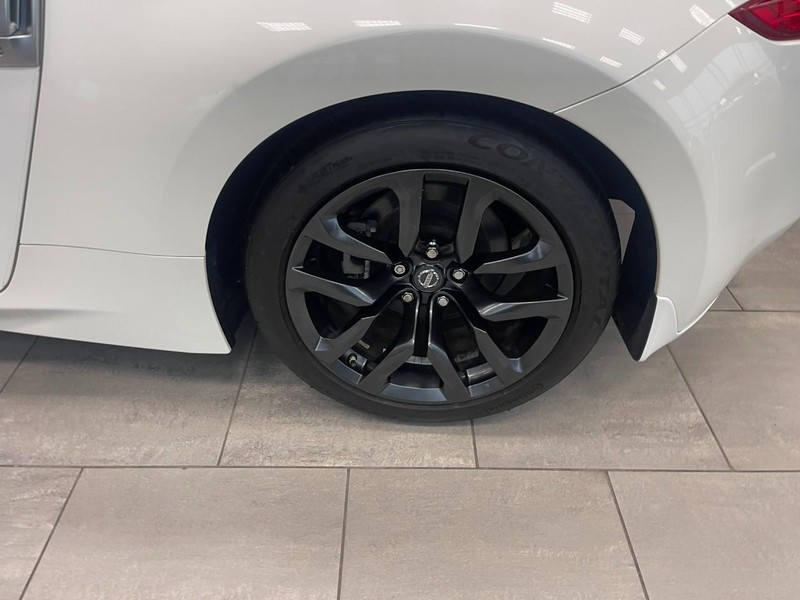 Nissan 370Z Vehicle Image 05