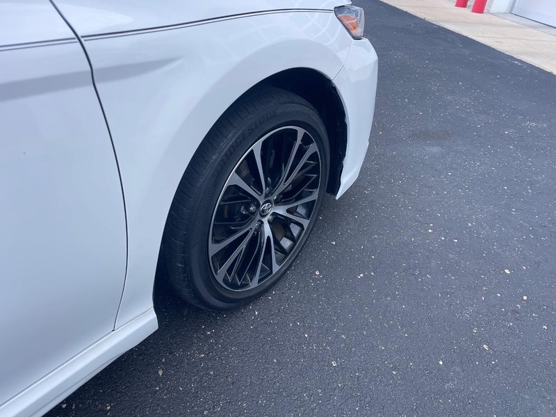 Toyota Camry Vehicle Image 07