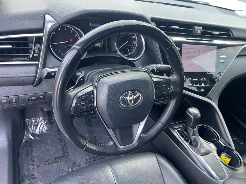Toyota Camry Vehicle Image 22