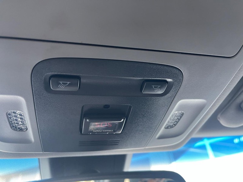 Toyota Camry Vehicle Image 29