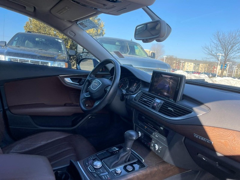 Audi A7 Vehicle Image 02