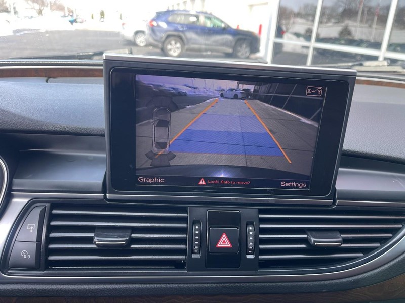 Audi A7 Vehicle Full-screen Gallery Image 29