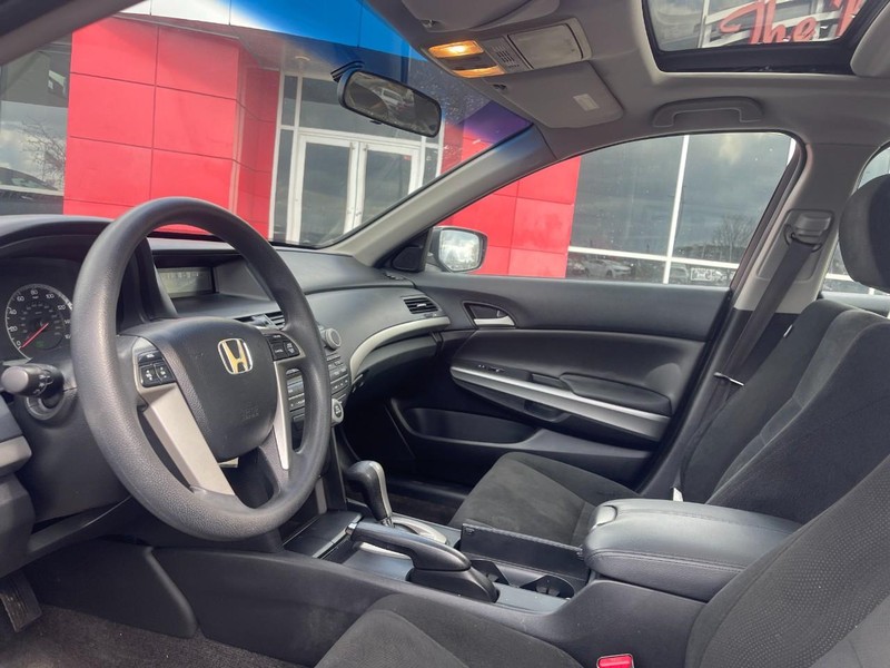 Honda Accord Sedan Vehicle Image 03