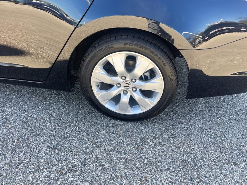 Honda Accord Sedan Vehicle Image 05
