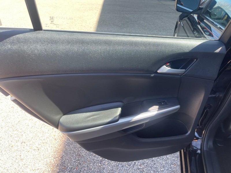 Honda Accord Sedan Vehicle Image 17