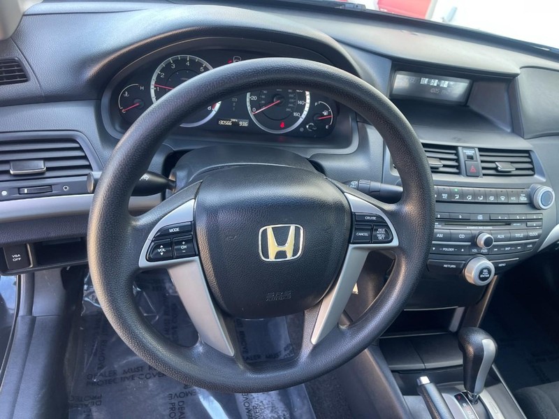 Honda Accord Sedan Vehicle Image 21