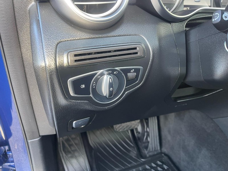 Mercedes-Benz GLC Vehicle Image 27