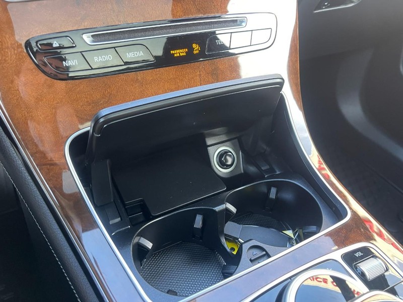 Mercedes-Benz GLC Vehicle Image 40