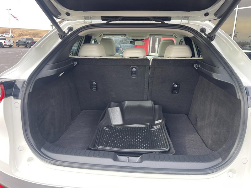 Mazda CX-30 Vehicle Image 17