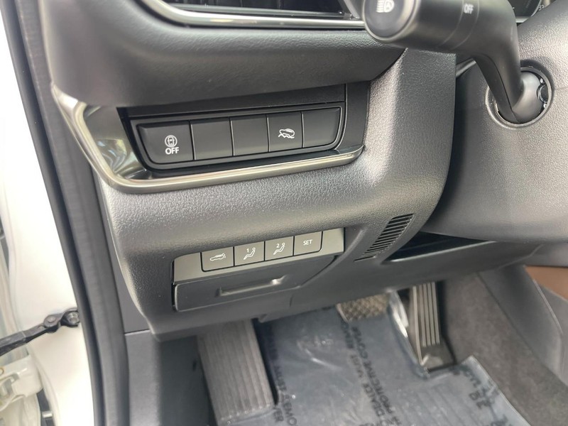 Mazda CX-30 Vehicle Image 24