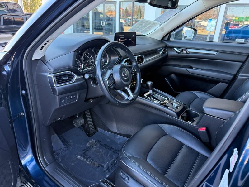 Mazda CX-5 Vehicle Image 10