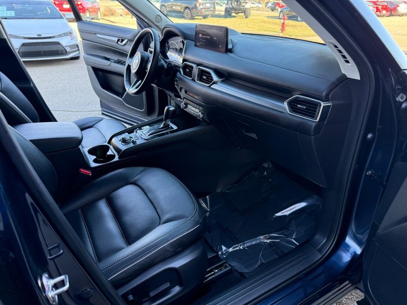 Mazda CX-5 Vehicle Image 18