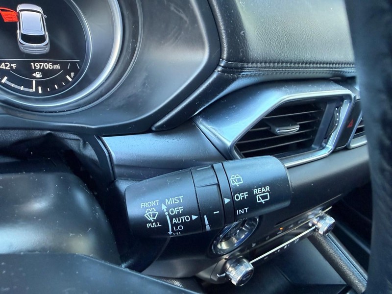 Mazda CX-5 Vehicle Image 24