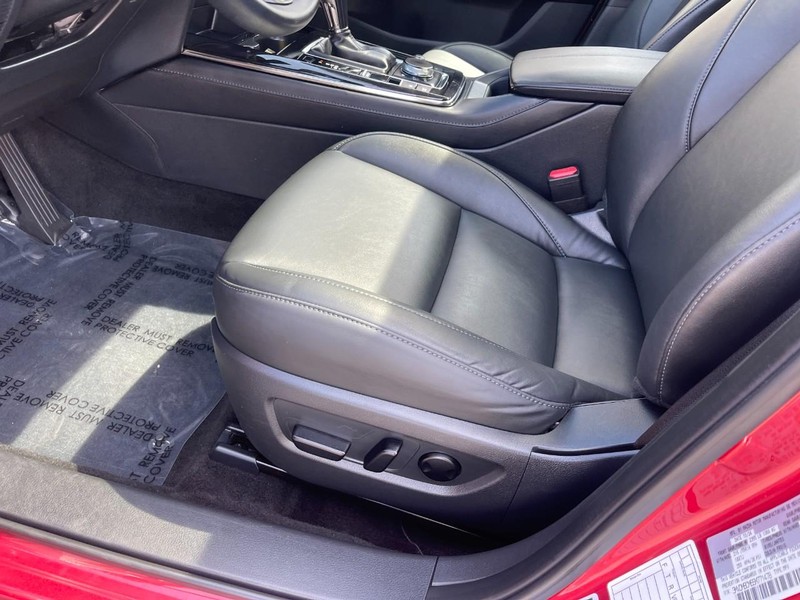 Mazda CX-30 Vehicle Image 20