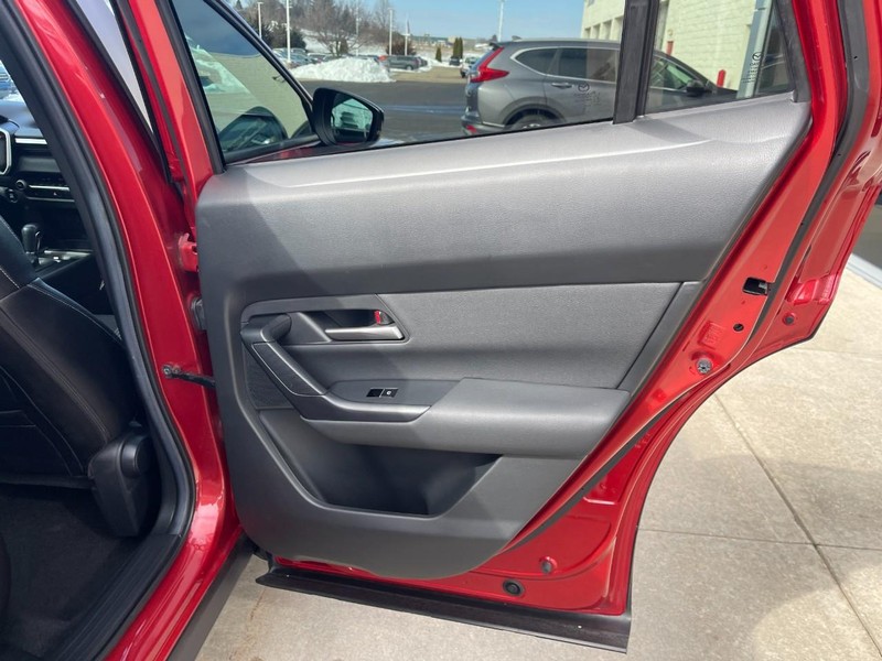 Mazda CX-50 Vehicle Image 12