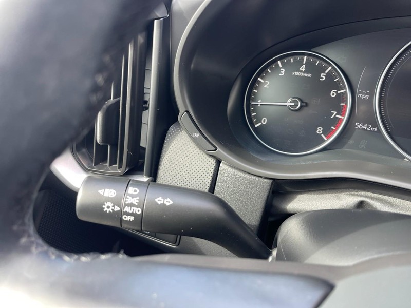 Mazda CX-50 Vehicle Image 25