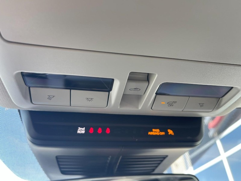 Mazda CX-50 Vehicle Image 31