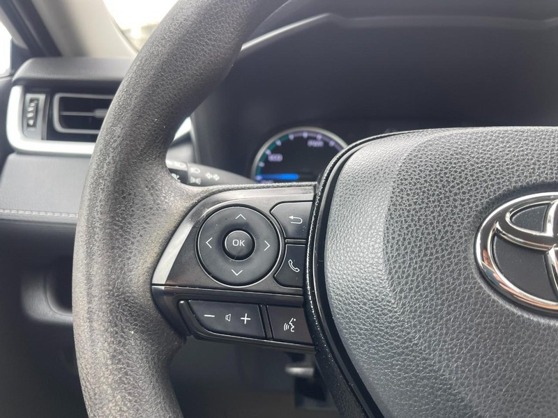 Toyota RAV4 Vehicle Image 21